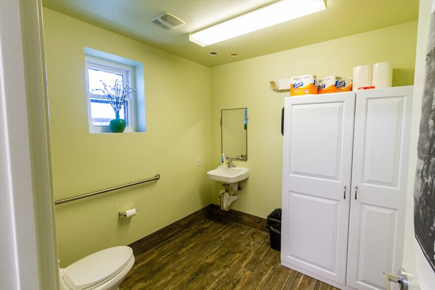 More Photos Of 1630 Foothill Dr, Boulder City Industrial For Sale