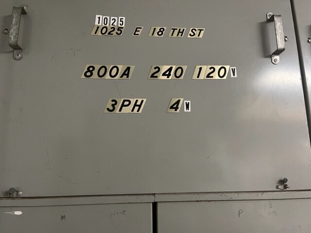 More Photos Of 1025 E 18th St, Los Angeles Warehouse For Lease