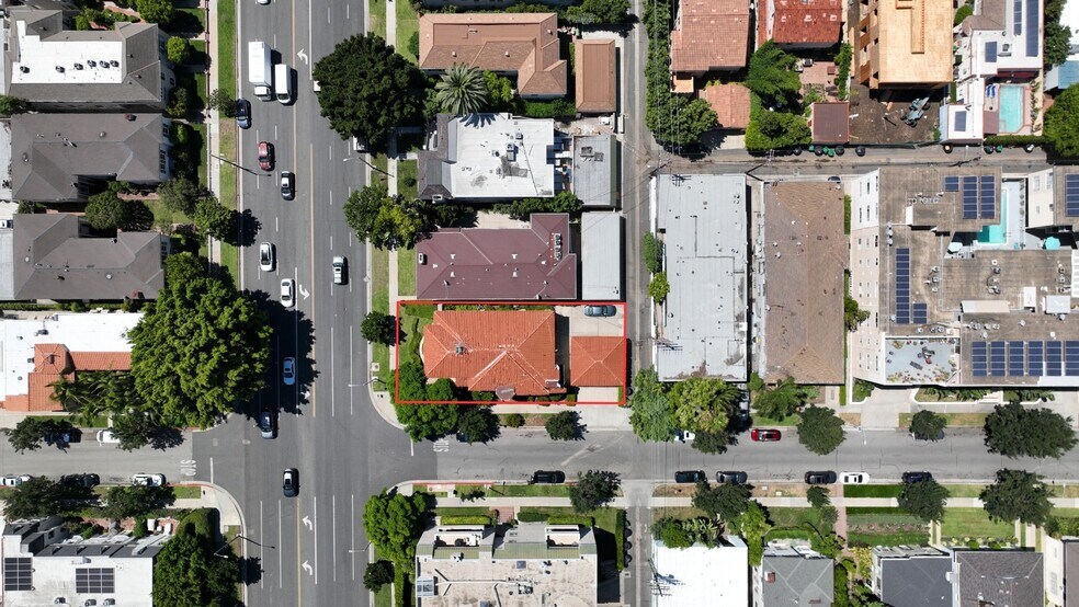 More Photos Of 369 S Elm Dr, Beverly Hills Multifamily For Sale