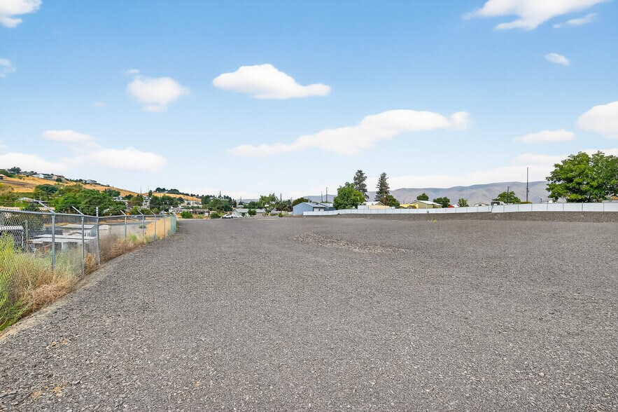 More Photos Of 13th St @ 18th Ave, Clarkston Land For Sale