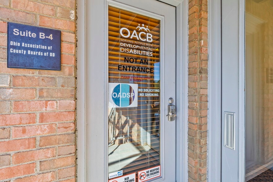 More Photos Of 73 E Wilson Bridge Rd, Worthington Office For Sale