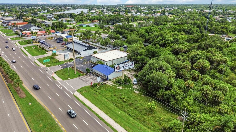 More Photos Of 2081 Tamiami Trl, Port Charlotte Freestanding For Sale