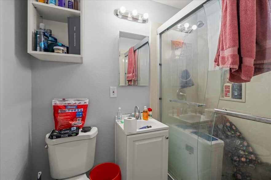 More Photos Of 697 Hamline St, San Jose Apartments For Sale