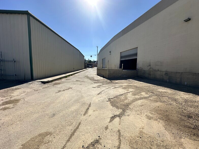 More Photos Of 2875 Orange Olive Rd, Orange Manufacturing For Lease