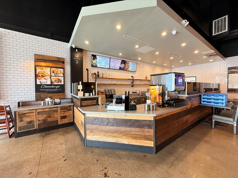 More Photos Of 17505-17571 SH 249, Houston General Retail For Lease