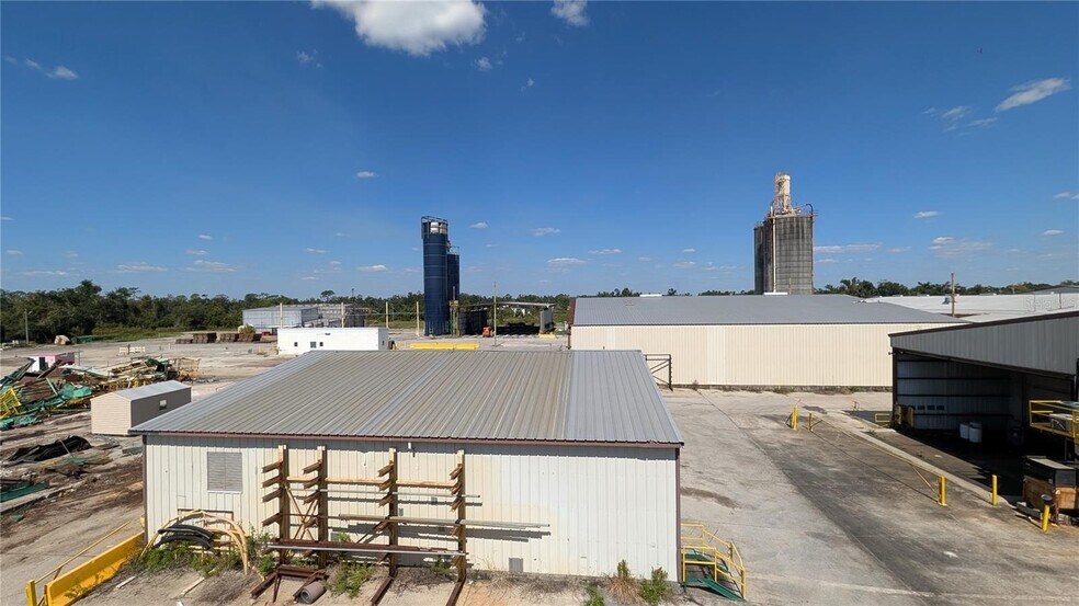 More Photos Of 1509 S Byron Butler Pky, Perry Manufacturing For Lease