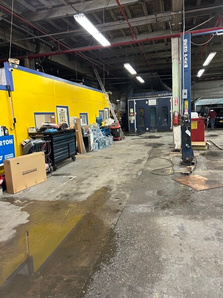 More Photos Of 32-32 Linden Pl, Flushing Industrial For Sale