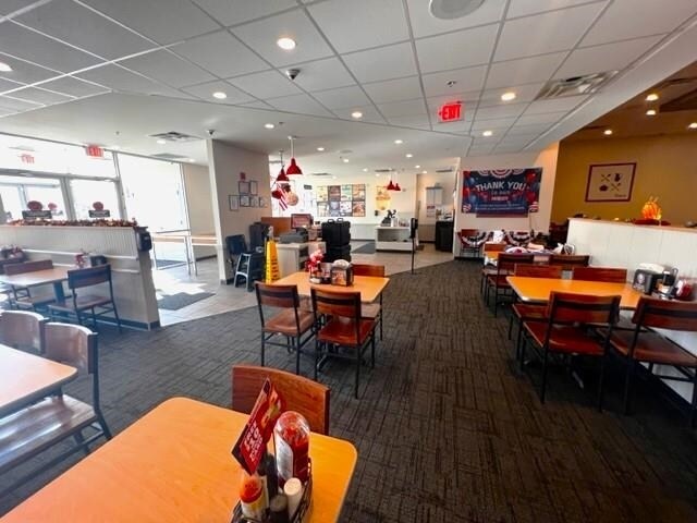 More Photos Of 655 S Willow St, Manchester Storefront For Lease