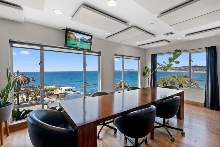 More Photos Of 1218-1224 Prospect St, La Jolla Office For Lease