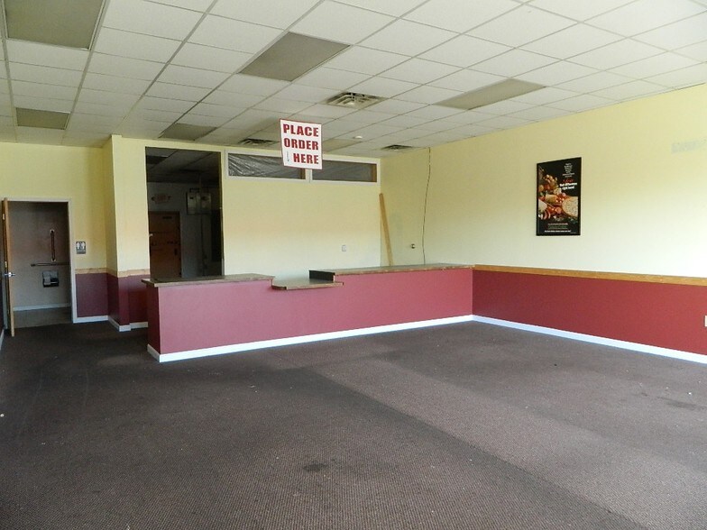 More Photos Of 1761 Goucher St, Johnstown Storefront For Sale