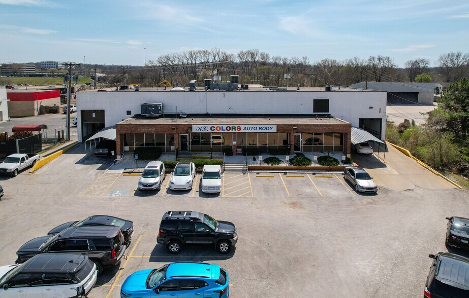 More Photos Of 2005-2007 W 103rd Ter, Leawood Service For Sale