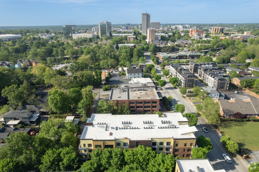 More Photos Of 620 N Main St, Greenville Office Residential For Lease