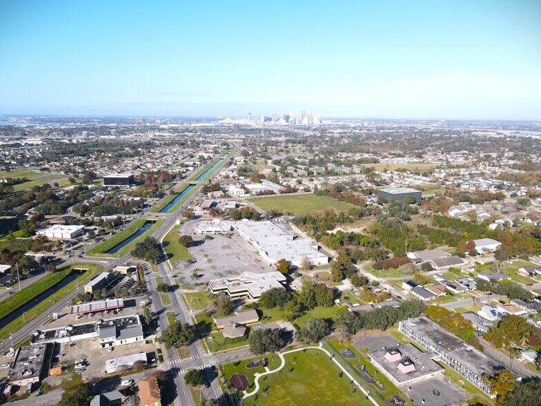 More Photos Of 2646 Westbend Pkwy, New Orleans Land For Sale