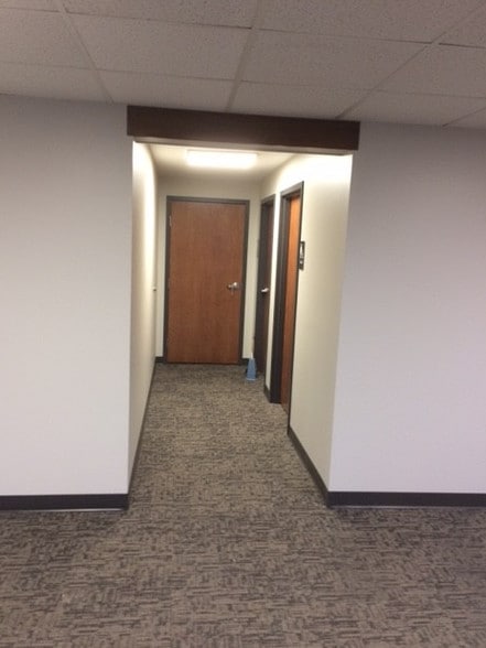 More Photos Of 4400 Portage St NW, North Canton Flex For Lease