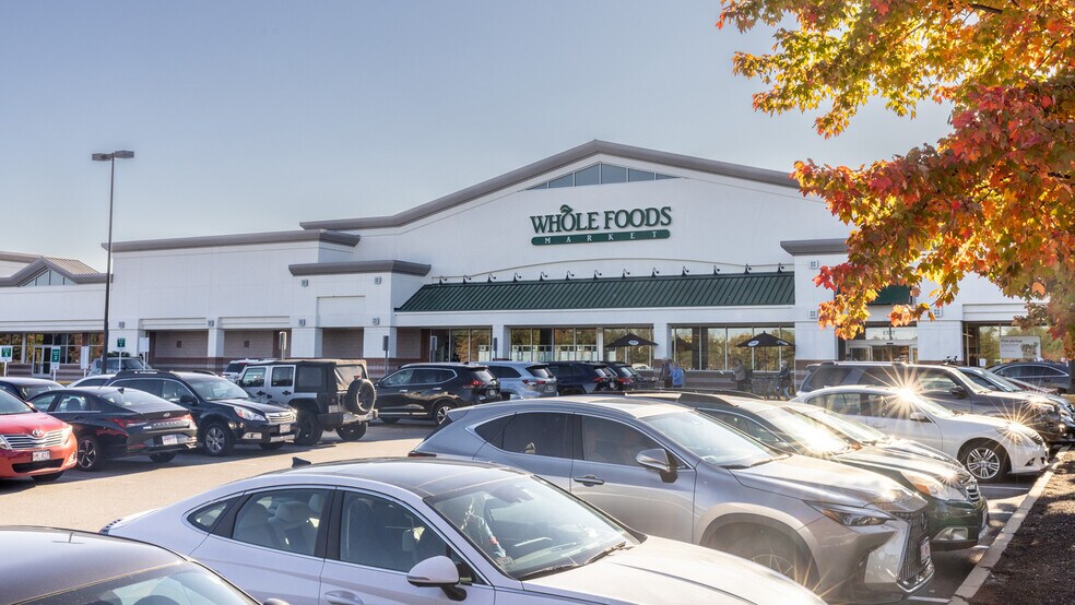 More Photos Of 245-267 Hartford Ave, Bellingham Unknown For Lease