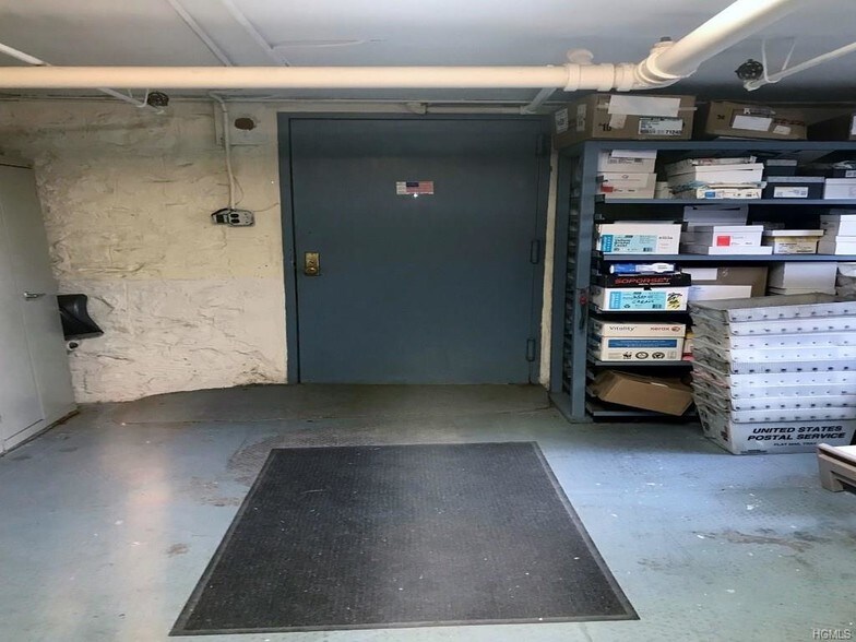 More Photos Of 50 Webster Ave, New Rochelle Loft Creative Space For Sale