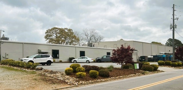 Primary Photo Of 215-219 Lovvorn Rd, Carrollton Warehouse For Lease