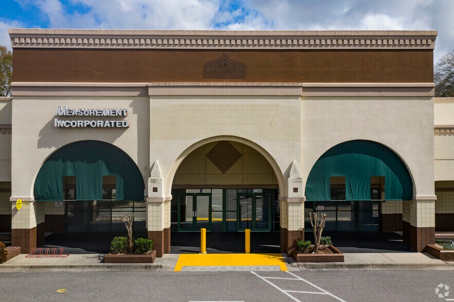 More Photos Of 8411-8419 N Dale Mabry Hwy, Tampa Unknown For Lease