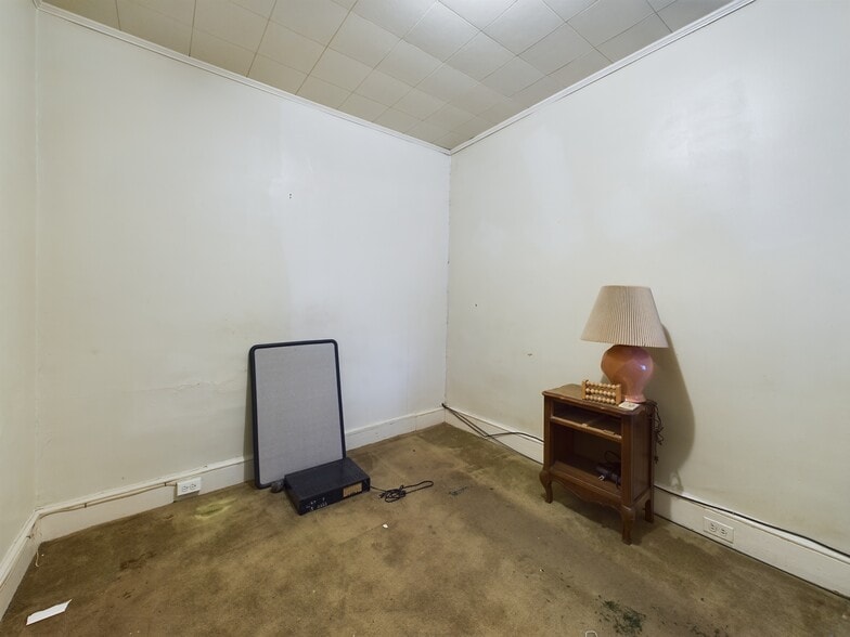 More Photos Of 3100 N 22nd St, Philadelphia Storefront Retail Residential For Sale