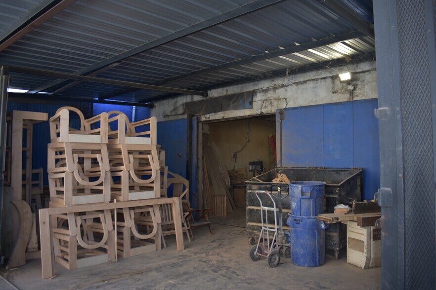 More Photos Of 8614-8616 Mettler St, Los Angeles Industrial For Sale