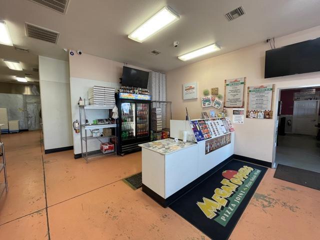 More Photos Of 832 Gemstone Ave, Bullhead City Restaurant For Sale