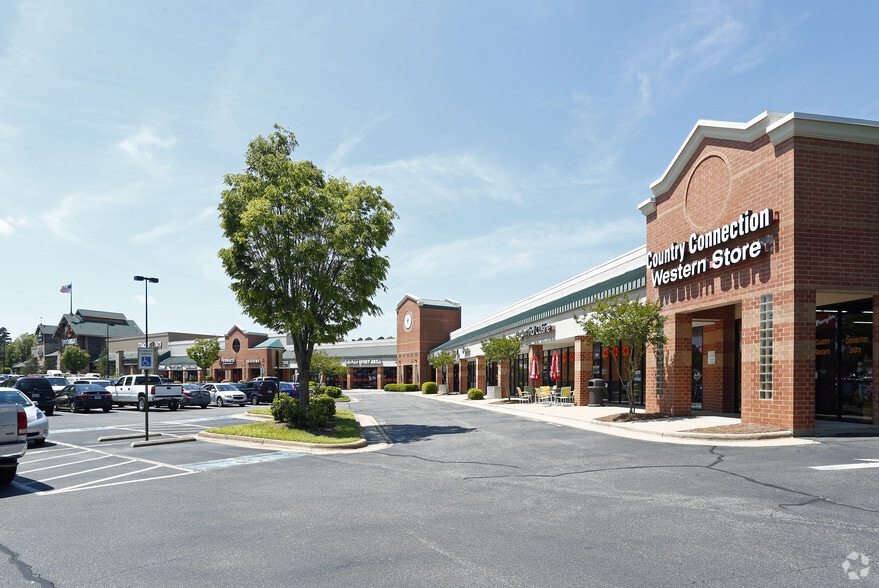 More Photos Of 1801 N Harrison Ave, Cary Unknown For Lease