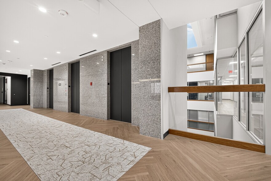 More Photos Of 9800 Richmond Ave, Houston Office For Lease