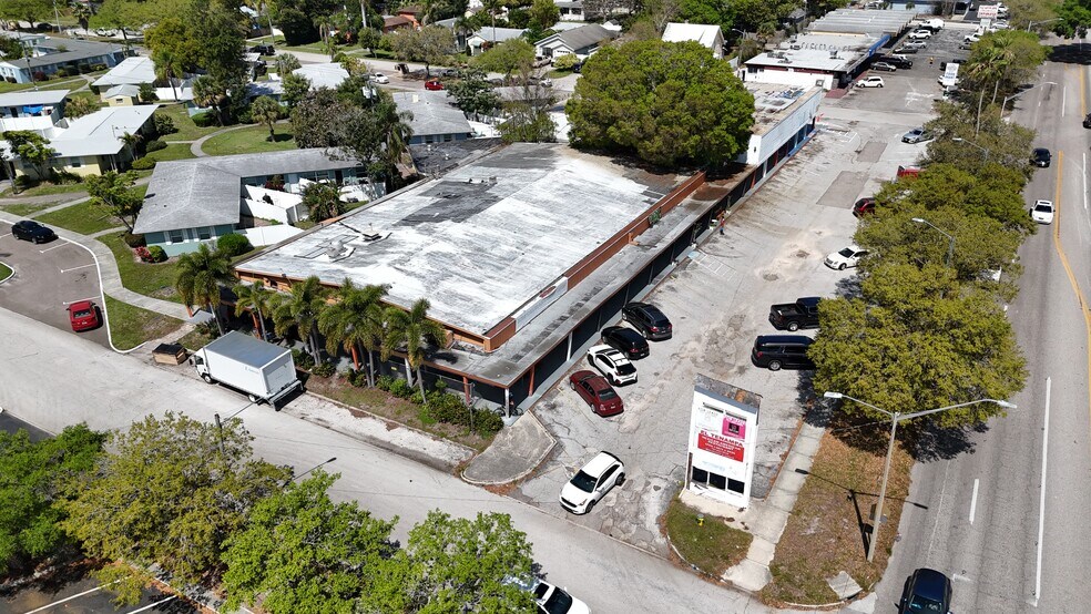 More Photos Of 1900 16th St N, Saint Petersburg Freestanding For Sale
