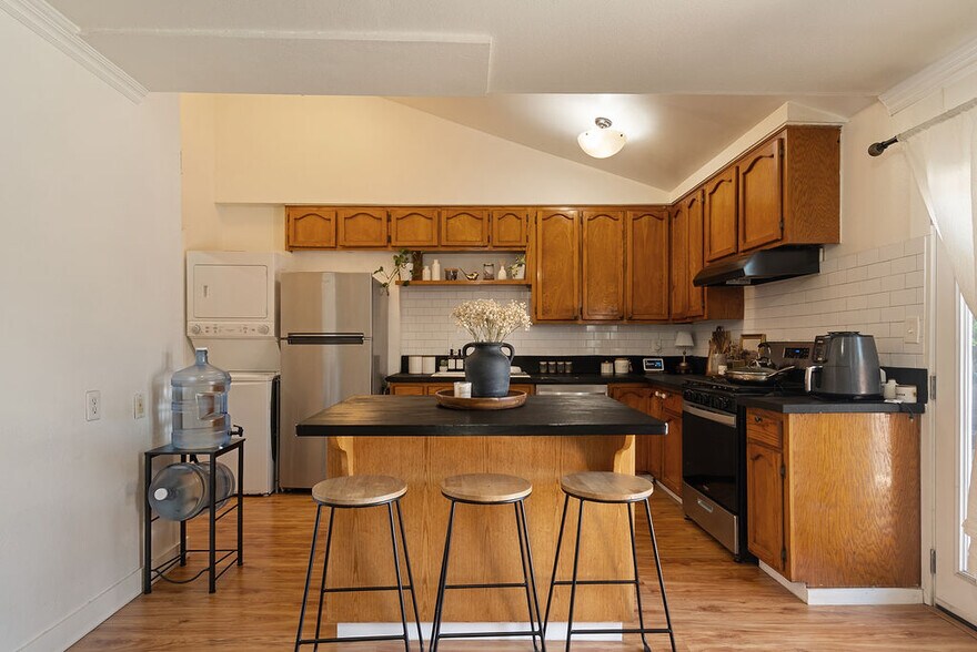 More Photos Of 1845 Norval St, Pomona Multifamily For Sale