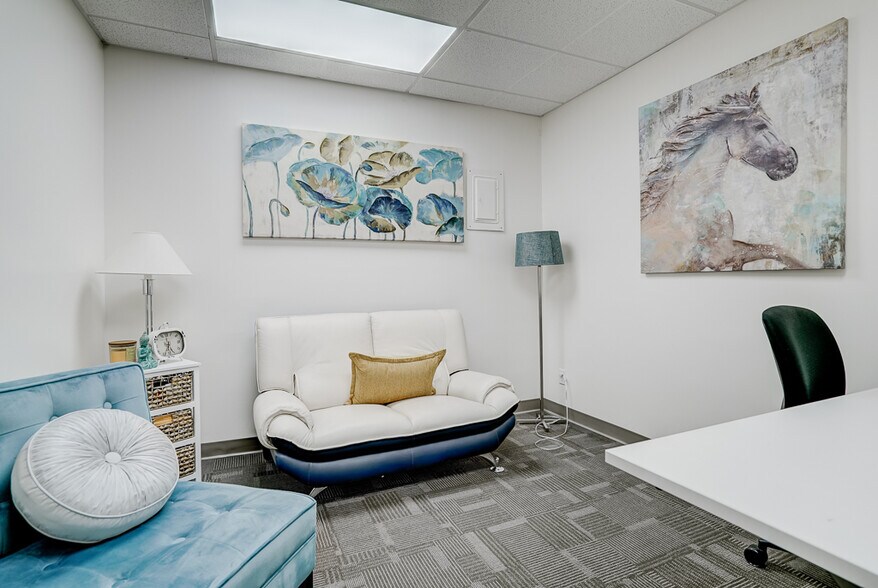 More Photos Of 4010 Merrill Ave, Riverside Freestanding For Lease
