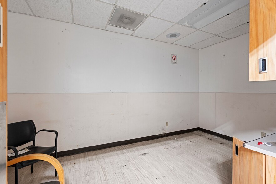 More Photos Of 1701 Airline Hwy, Hollister Freestanding For Lease