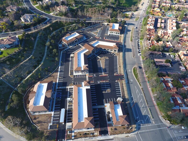 More Photos Of 5741 Las Virgenes Rd, Calabasas General Retail For Lease