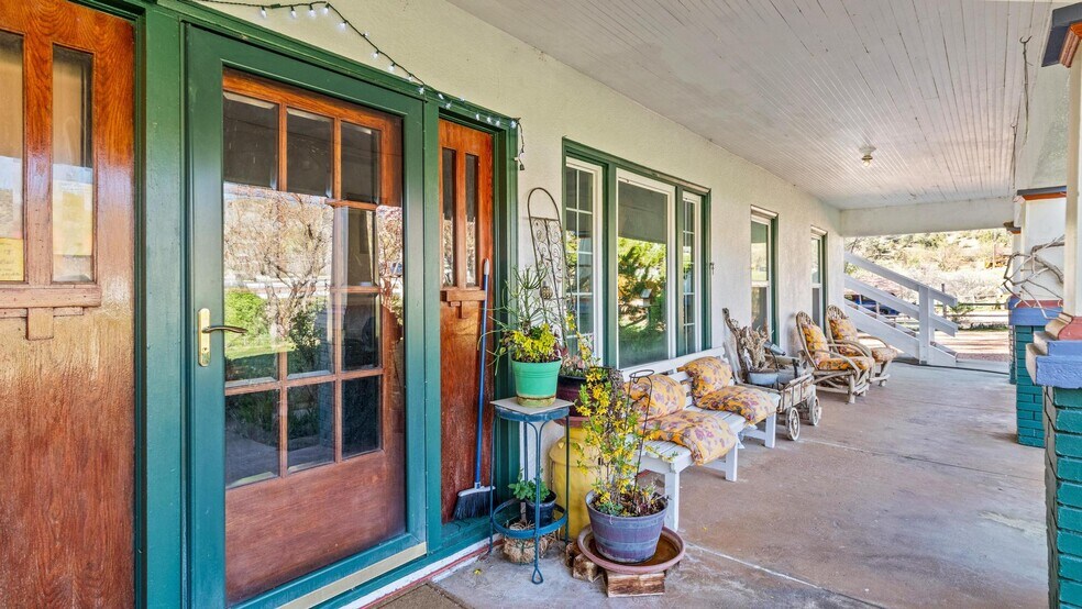 More Photos Of 295 N Main St, Glendale Hospitality For Sale