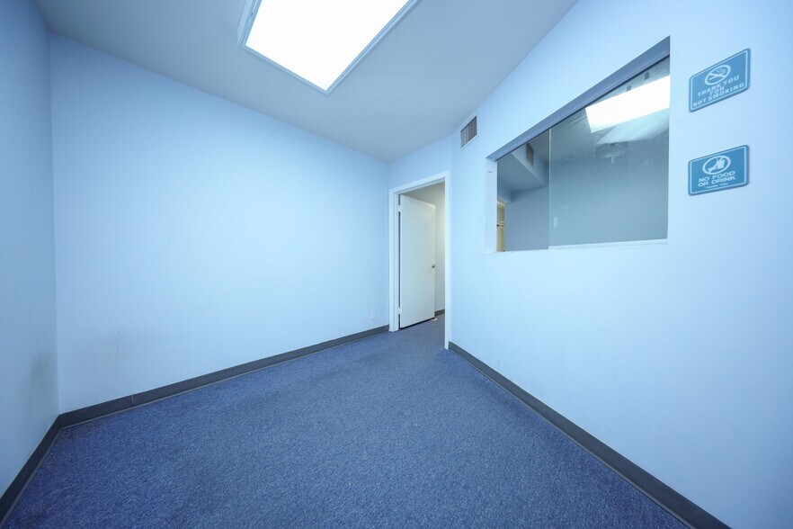 More Photos Of 206-212 Canal St, New York Office Residential For Sale