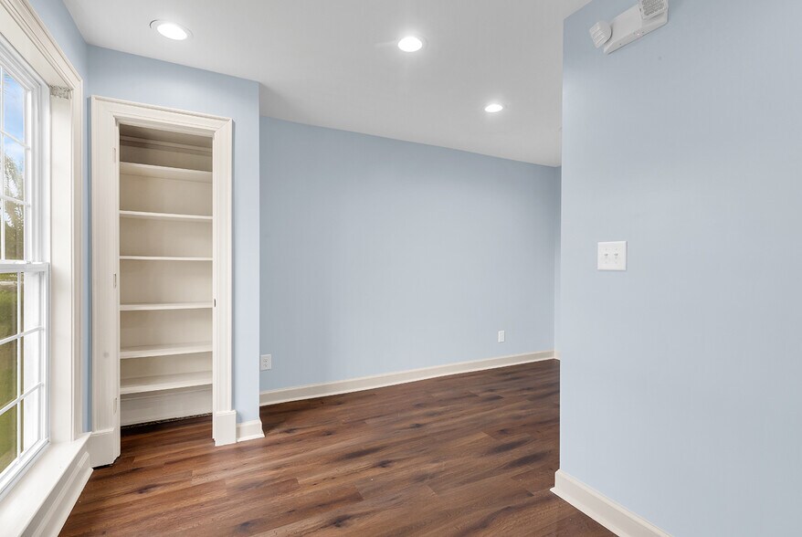 More Photos Of 9300 Highway 17 Byp, Murrells Inlet Office For Sale