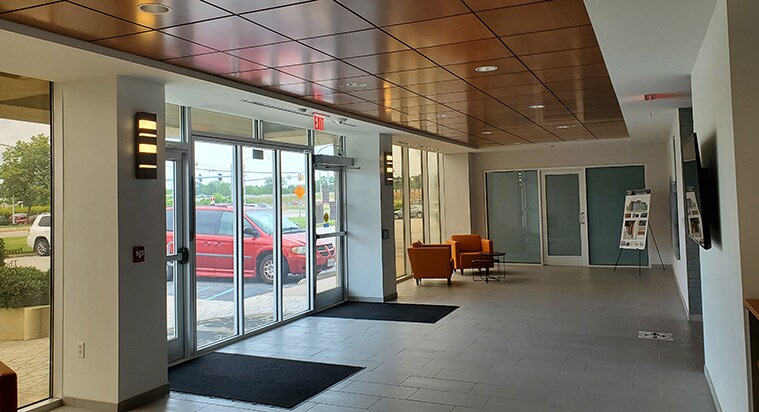 More Photos Of 160 Newtown Rd, Virginia Beach Office For Lease