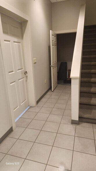 More Photos Of 2437 3rd Ave, Watervliet Warehouse For Sale