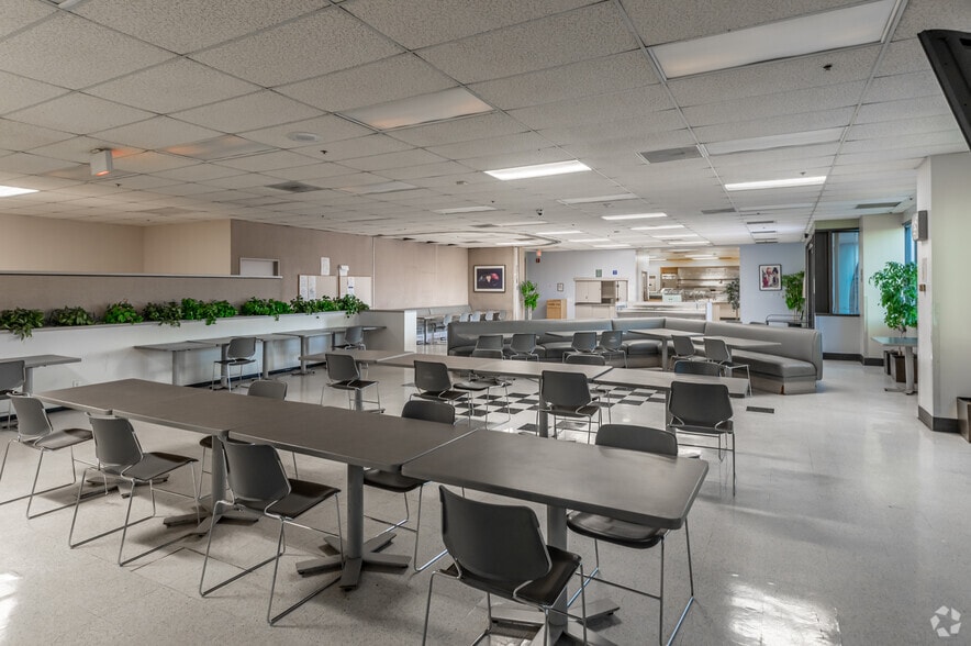 More Photos Of 625 N Grand Ave, Santa Ana Office For Sale