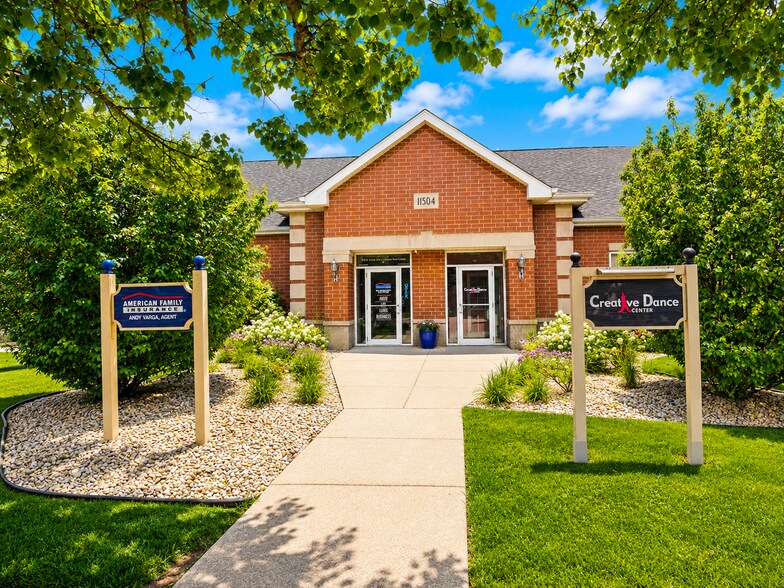 More Photos Of 11504 183rd Pl, Orland Park Office For Sale
