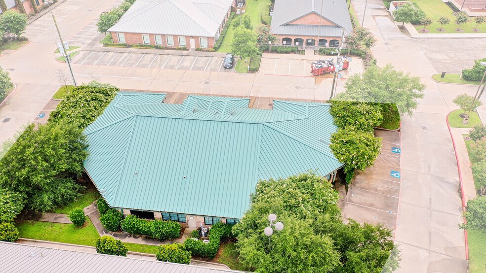 More Photos Of 3531 S Town Center Blvd, Sugar Land Medical For Lease