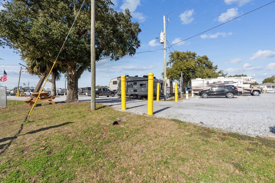 More Photos Of 500 Broad Ave, Gulfport Land For Sale