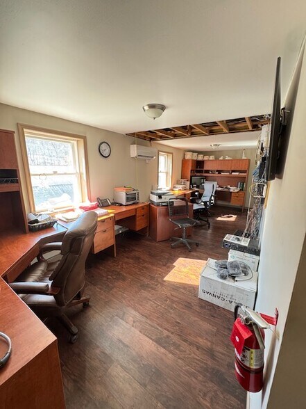 More Photos Of 2267 Crompond Rd, Cortlandt Manor Freestanding For Sale