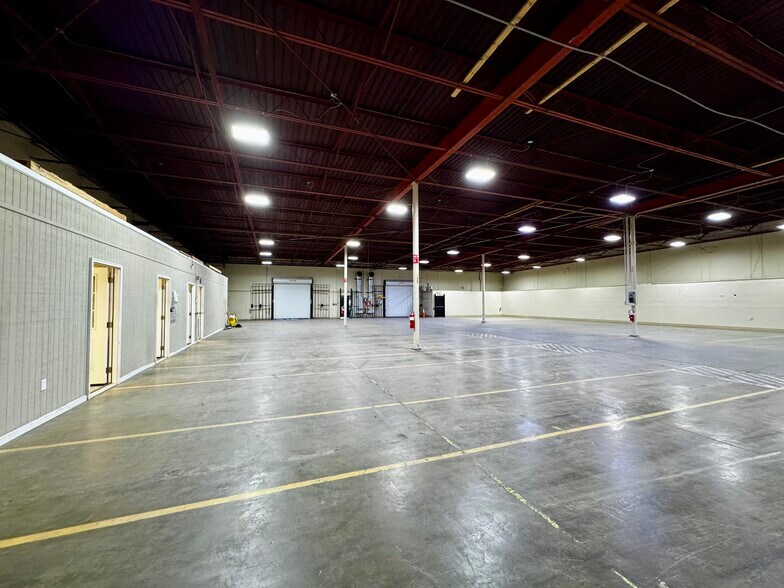 More Photos Of 1131 Shine Ave, Myrtle Beach Warehouse For Lease