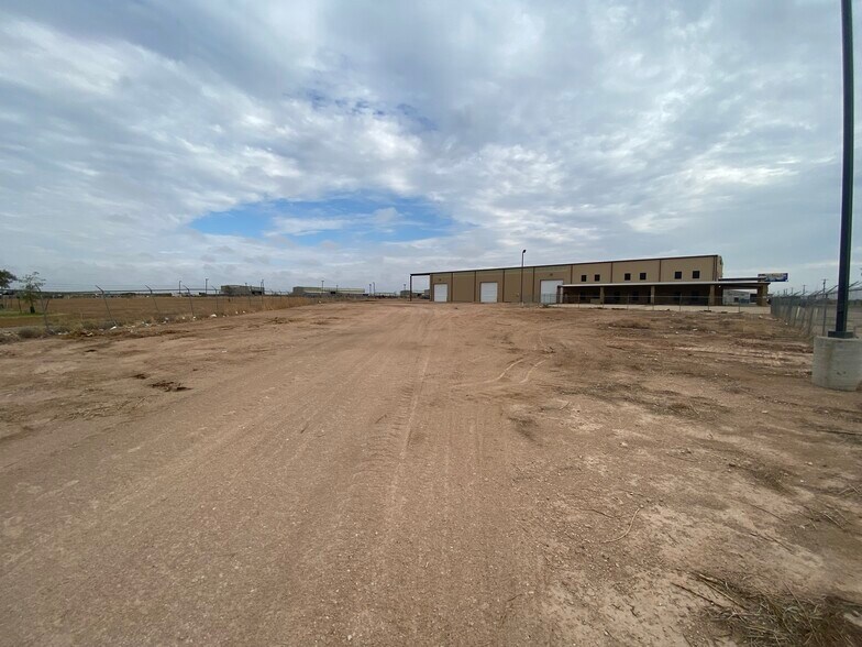 More Photos Of 13216 Hwy. 191, Midland Warehouse For Lease