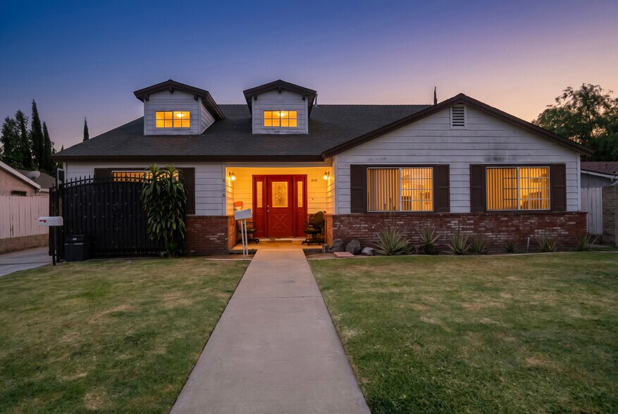 More Photos Of 8118 Alameda St, Downey Apartments For Sale