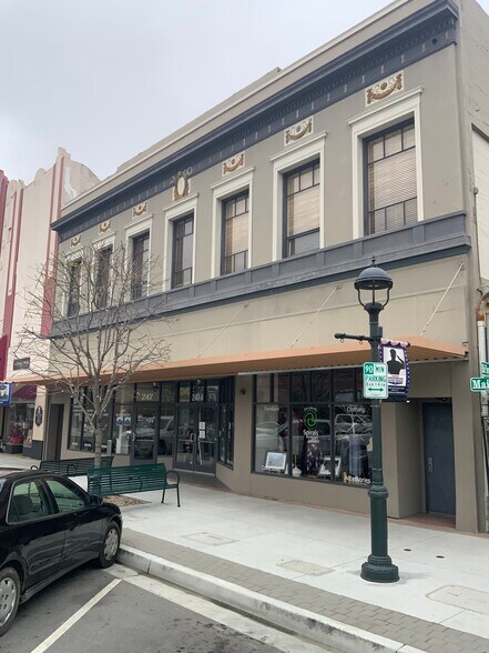 More Photos Of 232-236 Monterey St, Salinas Office For Lease