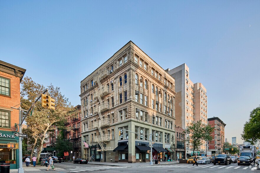 More Photos Of 434 6th Ave, New York Office For Lease