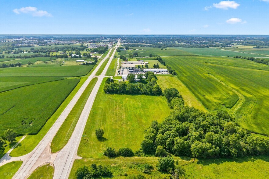 More Photos Of 8000 Blk N Jefferson Way, Indianola Land For Sale