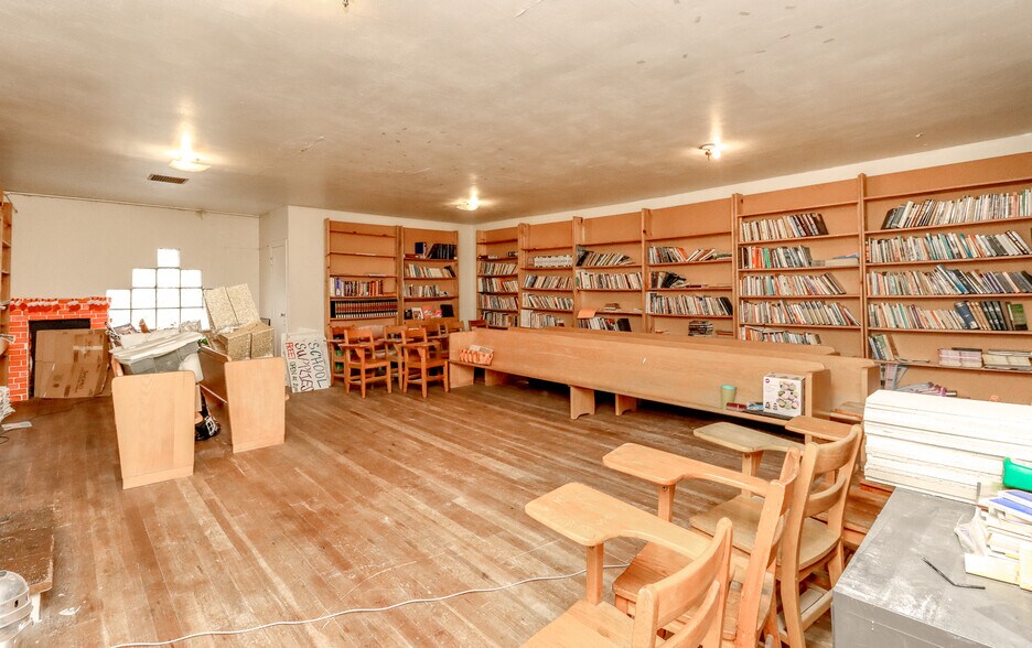 More Photos Of 1016 S 10th St, Tacoma Religious Facility For Sale