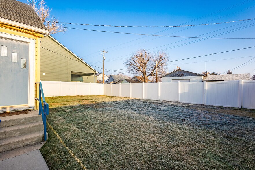 More Photos Of 1123 Blaine St, Caldwell Office For Sale